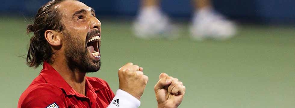 ÎŸ ÎœÎ¬ÏÎºÎ¿Ï‚ ÏƒÏ…Î½ÎµÏ‡Î¯Î¶ÎµÎ¹ Î´Ï…Î½Î±Î¼Î¹ÎºÎ¬ ÏƒÏ„Î± Î·Î¼Î¹Ï„ÎµÎ»Î¹ÎºÎ¬ Ï„Î·Ï‚ Î‘Ï„Î»Î¬Î½Ï„Î±